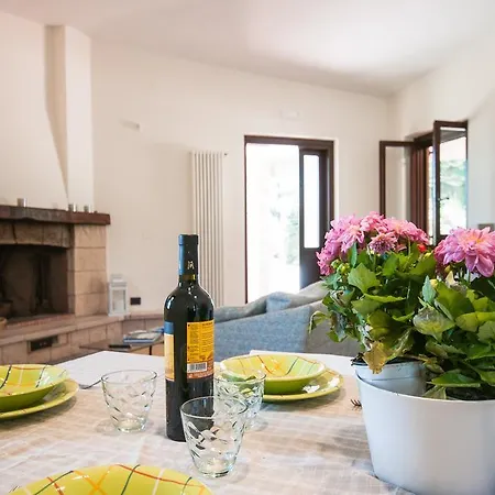 Casa vacanze Chez-antoinette Castel Del Monte (Apulia)
